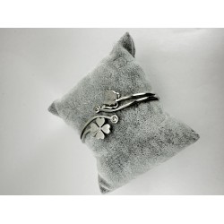 Gümüş Yaprak Desenli Taşlı Bileklik